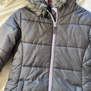 Rothschild Black Puffer Jacket with Faux Fur Trim